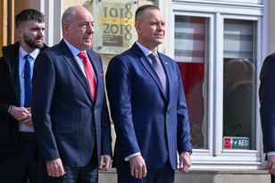 Nawrocki uderza w UE i chwali relacje z Węgrami