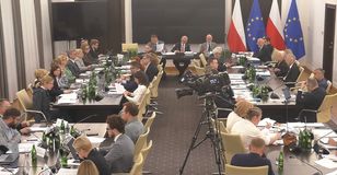 Będą surowe kary za ukryte reklamy polityczne. Obawy nadawców i wydawców