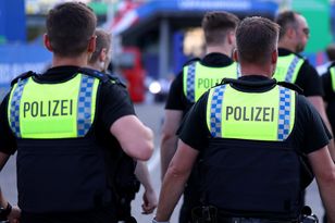 Chciał rozpętać "wojnę terroru" w Rumunii. Niemcy zatrzymali 22-latka