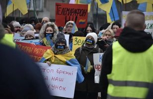 ABW: Ukraińcy i Białorusini wydaleni z Polski organizowali prorosyjskie demonstracje za rosyjskie pieniądze