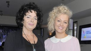 Katarzyna Grochola zaznała przemocy w związku. Musiała chronić córkę przed partnerem-pedofilem