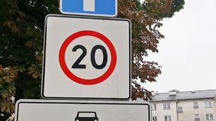 Znak B-43 to nietypowe ograniczenie. Nie czekaj do skrzyżowania