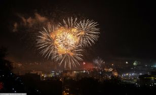 Sylwester: Miasta ograniczają fajerwerki, stawiają na alternatywy