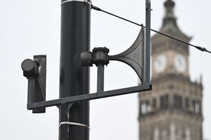 Zawyją syreny. Warszawa przetestuje sygnał w pięciu dzielnicach