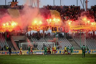 Agresywny kibic stracił pracę. A to nie koniec jego problemów