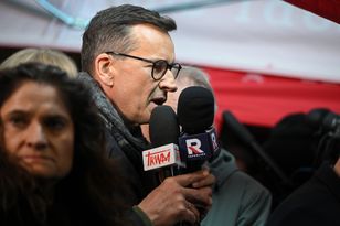 Pinokio zapowiada wotum nieufności dla rządu. Wskazał kandydata na premiera