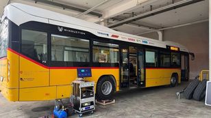Winduction testuje opony. Naładują autobus elektryczny na przystanku