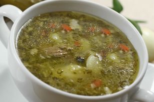 Ta zupa wspiera serce, a na jelita działa jak odżywka. Polacy jedzą ją od lat