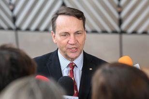 Sikorski ostro o straszących UE. "Styl najgorszego warcholstwa"