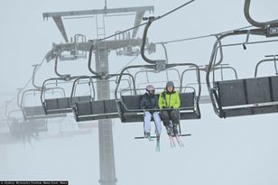 Górale złamują ręce. Puste stoki i pensjonaty na Podhalu