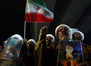 Media: reżim obawia się buntu po śmierci Chameneia. Chce następcy