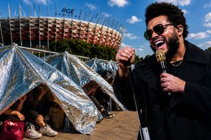 Burza, upał i kilkanaście godzin czekania. Kolejki fanów przed koncertem The Weeknd