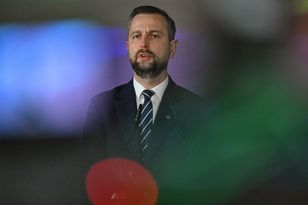 Usterka rządowego samolotu. Na pokładzie był Kosiniak-Kamysz. Jest reakcja MON-u