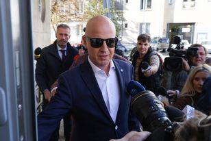 Proces gen. Szymczyka ws. granatnika przesunięty na 7 września