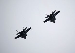 Wzrost presji na Iran. USA przerzucają myśliwce na Bliski Wschód