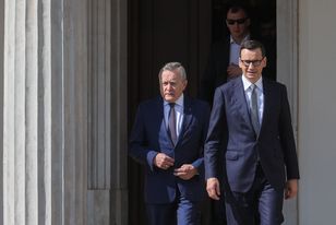 Kłopoty Morawieckiego i Glińskiego. CBA sprawdzają bliskie im fundacje