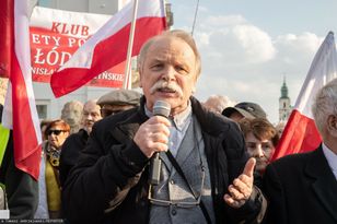 Adam Borowski trafi do więzienia? Sąd podjął decyzję ws. opozycjonisty