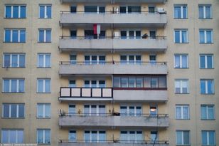 Zabronione na balkonie. Kary za szkody sięgają tysięcy złotych