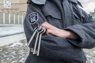 Szukają ludzi do pracy w polskich służbach. Dają 39 dni urlopu