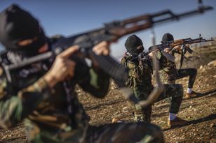 CNN: CIA rozważa uzbrojenie Kurdów. Mają wywołać powstanie w Iranie