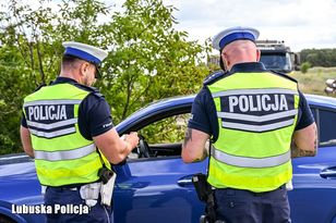 Za miesiąc nowe przepisy. Zerowy limit alkoholu dla młodych i surowe kary za brak uprawnień