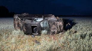 Auto dachowało w Wielkopolsce. 5 osób w szpitalu
