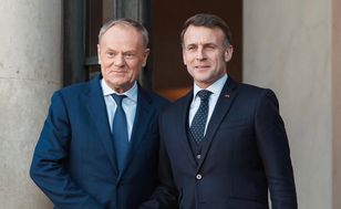 Papa na szczycie w Paryżu. Przywitał go Macron