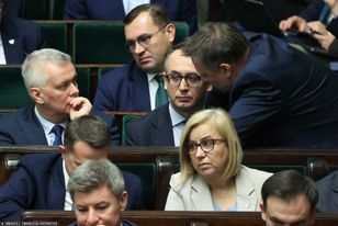 Duszno wokół Hennig-Kloski. Co dalej z wotum nieufności dla minister klimatu