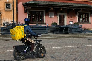 Ponad połowa Polaków dorabia