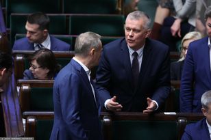 Siemoniak: pakiet CPN może wrócić pod koniec sierpnia
