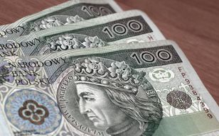 ZUS wypłaca 300 zł. Cztery sposoby, by złożyć wniosek