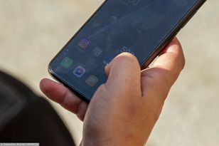 Australia: Ograniczenia dla nieletnich. Meta zamyka konta