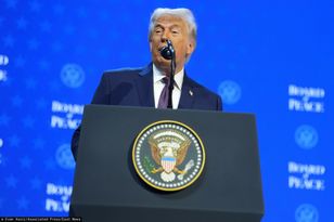 Złe wieści dla Trumpa. Popiera go coraz mniej osób