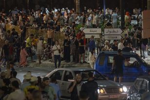 Tysiące migrantów wtargnęło do Ceuty — hiszpańska eksklawa w chaosie