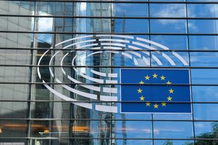 Węgry pozbawione wielkich pieniędzy. Komisja Europejska wstrzymała przelew