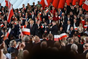 Kaczyński przedstawił kandydata PiS na premiera. "Musimy mieć nowy rząd"