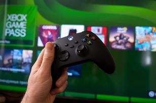 Xbox Helix może odtwarzać gry z niemal wszystkich generacji i zamieniać płyty w licencje cyfrowe