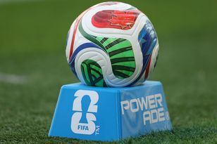 Sprzedadzą to po mundialu. Ceny sięgają 3 tys. dolarów