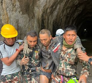 Cud w Nepalu. 10 dni po powodzi uratowano kolejne osoby