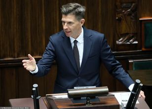 Petru: rządowy pakiet podatkowy przypomina Polski Ład