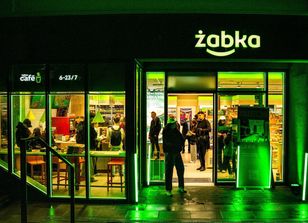 Żabka ma już ponad 12 tys. sklepów. Pogoda nie ochłodziła sprzedaży