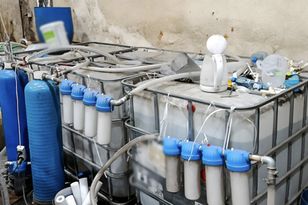 Bimbrownia zlikwidowana. Wykryli tysiące litrów nielegalnego alkoholu