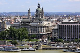 Wyprzedaż nieruchomości na Węgrzech. Kulminacja tuż przed wyborami