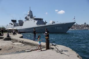 Holandia wysyła fregatę na Morze Śródziemne. Niepokój po atakach Iranu