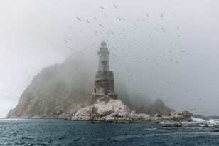 Radzieckie latarnie. "Bomby radioaktywne z zapalnikiem czasowym"