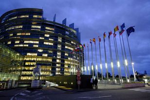 Europoseł hospitalizowany po pobycie w Strasburgu. Skarży się na hotel