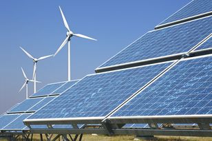 "Niezwykły progres". Wydadzą 683 mld euro na energię odnawialną