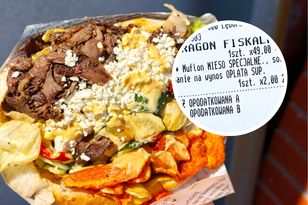 Zamówiłam kebaba z dziwnym mięsem. Cena zabójcza, bo trudno je dostać, ale smak wyjątkowy