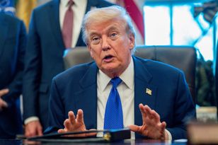 Ważą się losy właściciela TVN. Trump zabrał głos