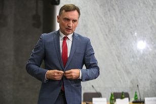 Ciemne chmury nad Ziobrą. Ważna decyzja komisji